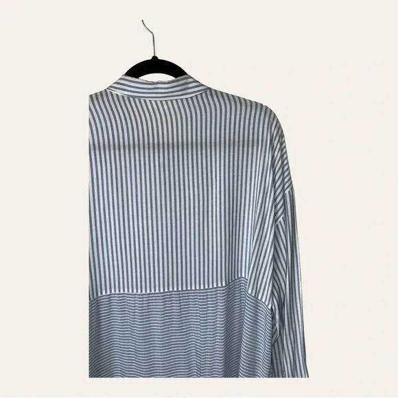 0905. TWO BY VINCE‎ CAMUTO STRIPE BUTTON DOWN TOP COLLAR SIZE LARGE - Picture 8 of 9